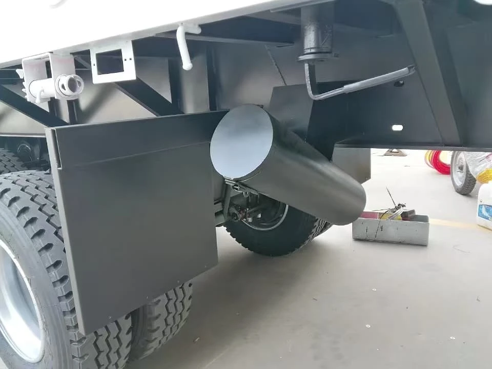 3-Axle shipping containers 12R22.5 Tyre skeleton semi-trailer (6)